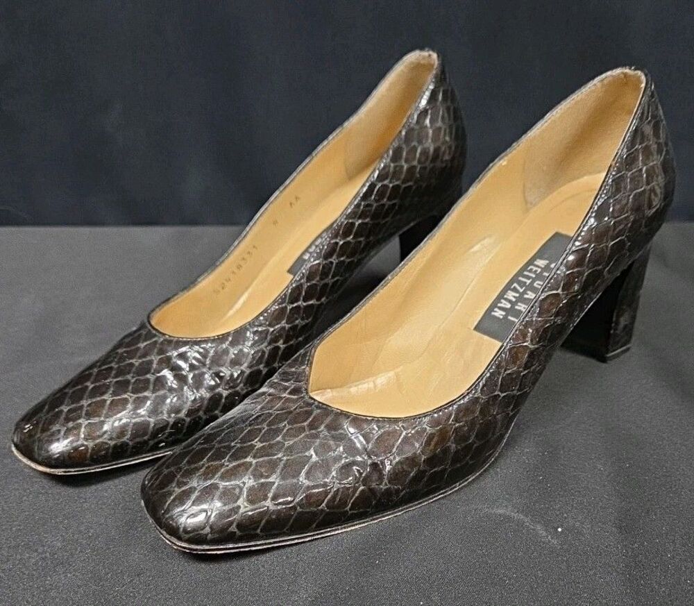 Stuart Weitzman Black Pumps Patent Leather Snake Embossed Heels Size 8 AA